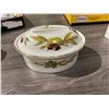 Image 1 : Royal Worcester lidded dish