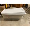 Image 1 : Storage bins with lids