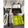 Image 2 : Assorted tools