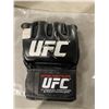 Image 1 : Signed UFC glove Gray Maynard ?