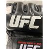 Image 3 : Signed UFC glove Gray Maynard ?
