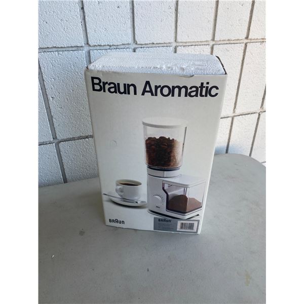 Braun Aromatic coffee grinder