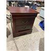 Image 1 : Night stand