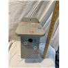 Image 2 : Bird house