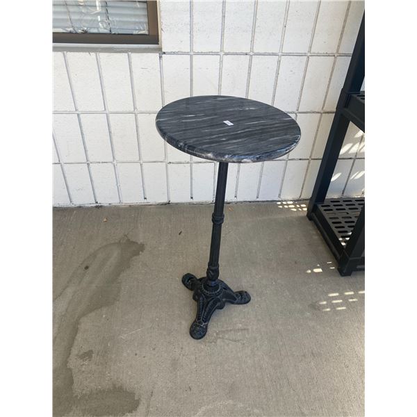 Cast iron base accent table