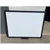 Image 1 : White board