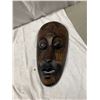 Image 1 : Carved mask