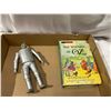 Image 1 : The wizard of oz book and figure