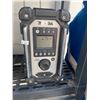 Image 1 : Makita radio