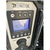 Image 3 : Makita radio