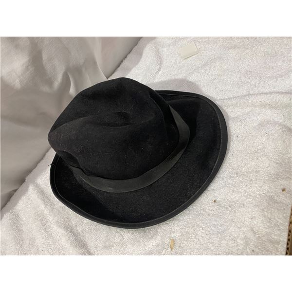 Mason & Daly hat