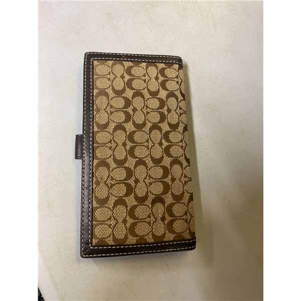 Coach wallet item