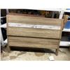 Image 1 : Queen headboard