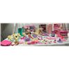 Image 1 : Barbie Lot