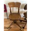 Image 2 : 2 x Vintage Wooden Roller Chairs