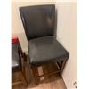 Image 3 : 3 x Leather-Style Barstools (One Missing Back)