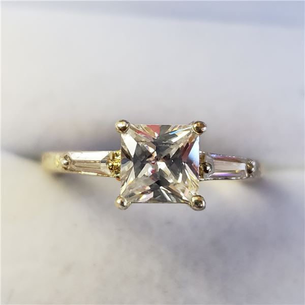 GOLD COLOURED CZ RING