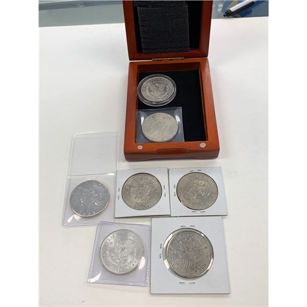 ASSORTMENT OF COINS; MORGAN DOLLARS, PEACE DOLLARS AND MORE