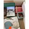 Image 3 : COSTUME JEWELRY, VINTAGE MAKEUP COMPACTS, TABLE LIGHTER AND MORE