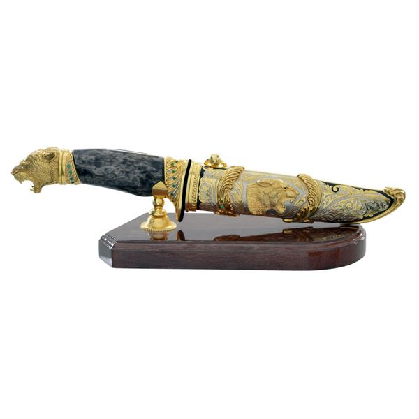 OUTSTANDING GOLD ENGRAVED AND OVERLAID
