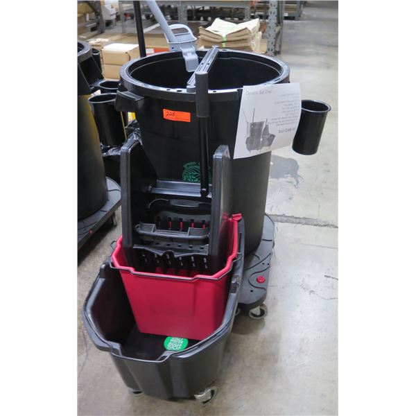 Delamo Set One Auto Dolly Mop Wringer Bucket Combo Retail $386