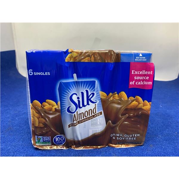 Silk Almond Dark Chocolate 6 x 236ml