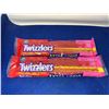 Image 1 : Twizzlers Extra Long Lot Of 2