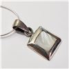 Image 2 : Silver Mother Of Pearl Necklace (~Size 0) (~length 19inches) (~weight 3.5g), Suggested Retail Value 