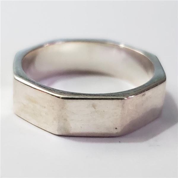 Silver Ring (~Size 7)(Ring is resizable for $40) (~length 0inches) (~weight 4.52g), Suggested Retail