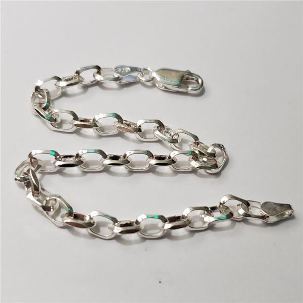 Silver Bracelet (~Size 0) (~length 7 inches) (~weight 4.9g), Suggested Retail Value $140