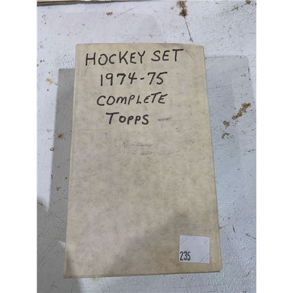 1974-1975 Topps Complete Hockey Trading Cards