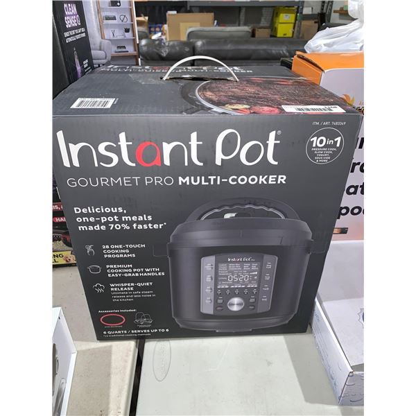 Instant Pot Pro Multi Cooker