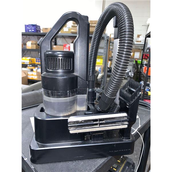 AutoReady Cordless Portable Vacuum