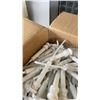Image 3 : BOX OF NEW BOTTLE PUMPS