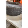 Image 4 : SMALL TRAILER TIRE 20.5X8-10 ON 5 BOLT RIM, HITCH AND HANDSAWS