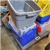 Image 2 : LOT OF STORAGE TOTES, BINS AND BASKETS