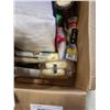 Image 3 : BOX OF PAINTING SUPPLIES