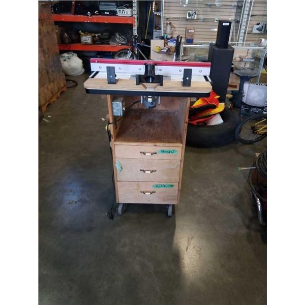 MOUNTED ROUTER TABLE WITH ROUTER AND 3 DRAWERS OF SUPPLIES