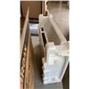 Image 8 : NEW BROAN WHITE 24" RANGE HOOD