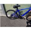 Image 2 : BLUE NO BRAND BIKE