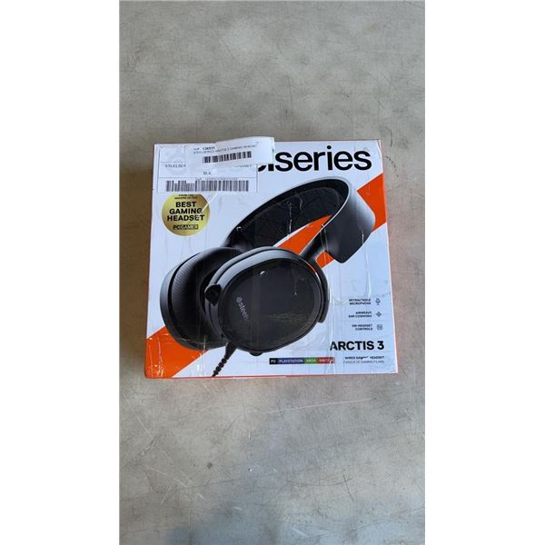 STEELSERIES ARCTIS 3 GAMING HEADSET TESTED AND WORKING - RETAIL $89