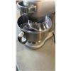 Image 3 : BREVILLE STAND MIXER