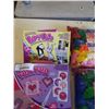 Image 3 : 2 BAGS PARTY BALLOONS, POP UP PALS, AND DIY VALENTINES DAY CARDS