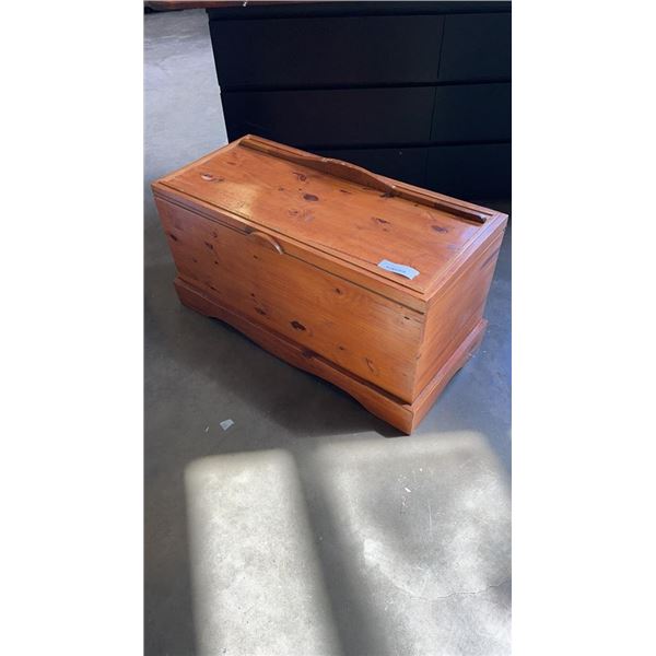 WOODEN STORAGE TRUNK