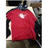 Image 6 : LOT OF SHIRTS, HOODIES AND MORE 8 PCS