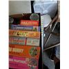 Image 4 : 2 BOXES OF VINTAGE ESTATE PUZZLES AND GAMES