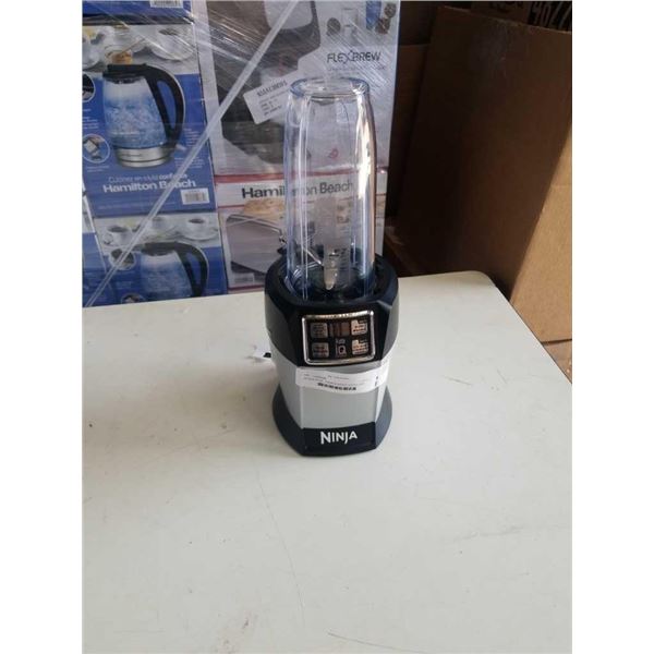 AS NEW NINJA  1000W BLENDER TESTED AND WORKING - RETAIL $129