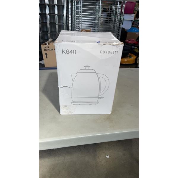 AS NEW BUYDEEM K640 ELECTRIC KETTLE TESTED AND WORKING