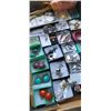 Image 5 : FLAT OF JEWELRY