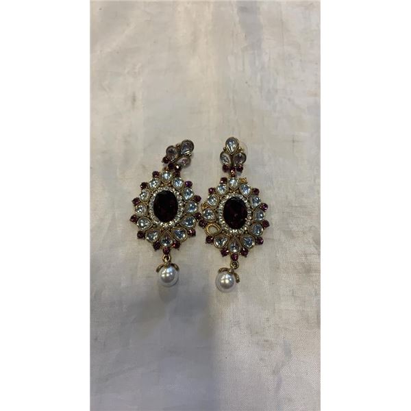 FASHION EARRINGS